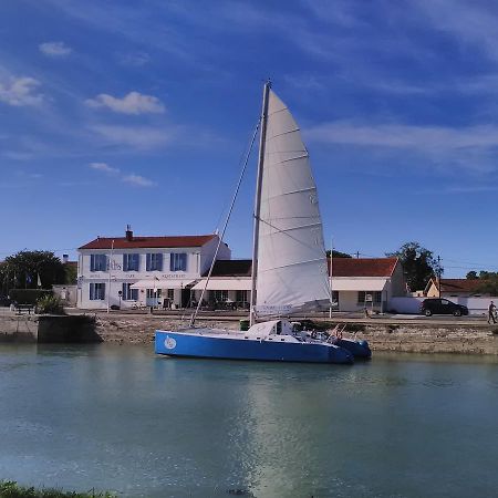 Les Bains Boyardville - Hotel Et Restaurant Exterior photo