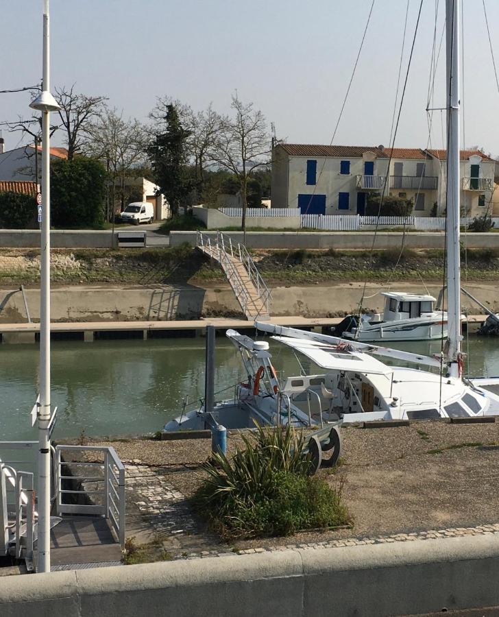 Les Bains Boyardville - Hotel Et Restaurant Exterior photo